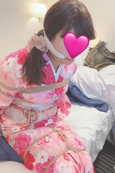 振袖姿なのに…っ！縄で緊縛、袋に閉じ込められて…前編８