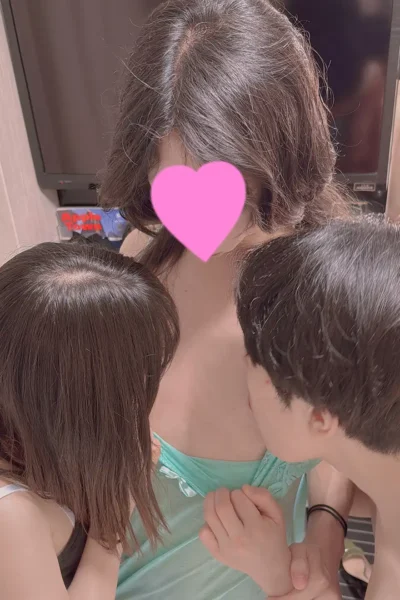 デリヘル嬢日記「カップルに派遣された私」②３