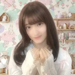 伶那